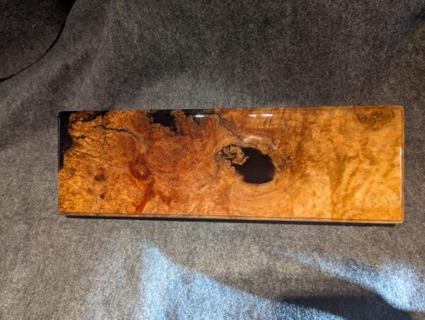 CB022 Silver Maple Burl Cribbage Board (Customizable)